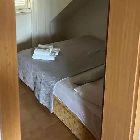 Apartman Stella - Two Bedroom With Balcony And Sea View Marilena Splitska